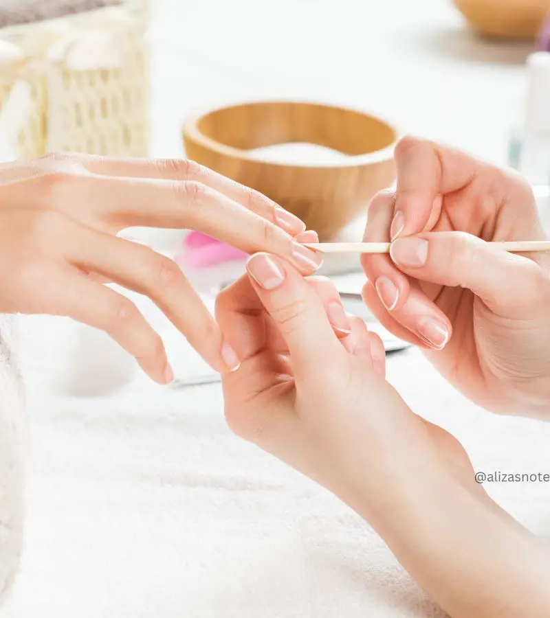 what's the best nail shape for short nails