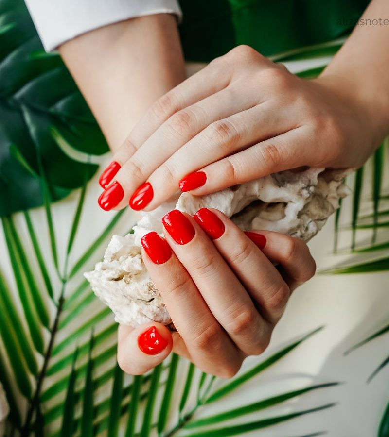 Red NAILS